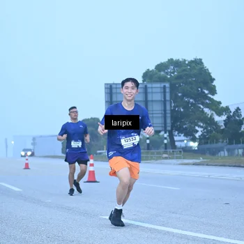 Runner Photo 7587125