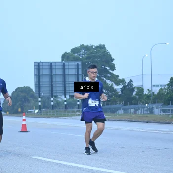Runner Photo 7587143