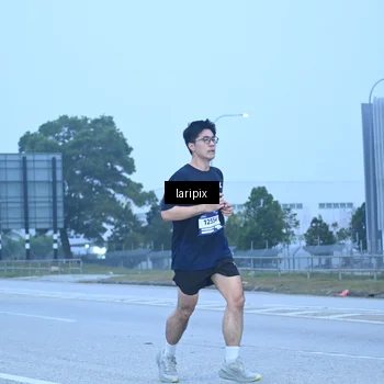 Runner Photo 7587155