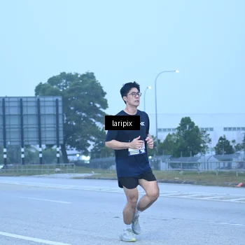Runner Photo 7587159
