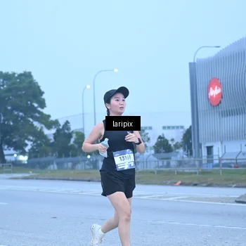 Runner Photo 7587163