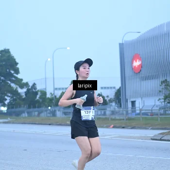 Runner Photo 7587168