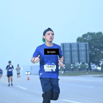 Runner Photo 7587179