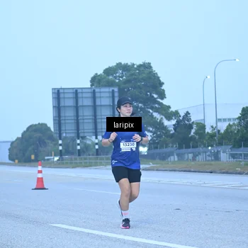 Runner Photo 7587183