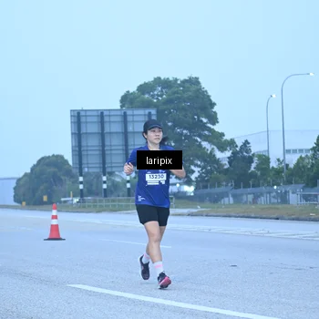 Runner Photo 7587185