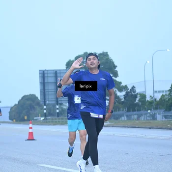Runner Photo 7587220