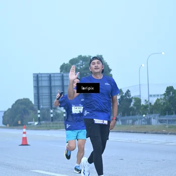 Runner Photo 7587223