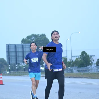 Runner Photo 7587225