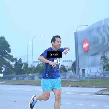 Runner Photo 7587231