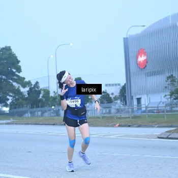 Runner Photo 7587240