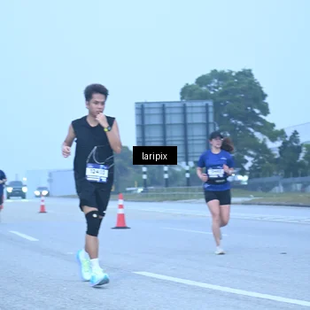 Runner Photo 7587252