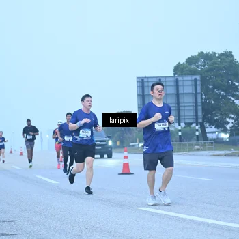 Runner Photo 7587266