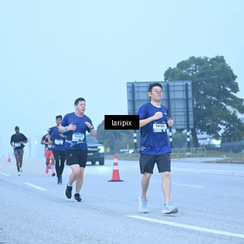 Runner Photo 7587270