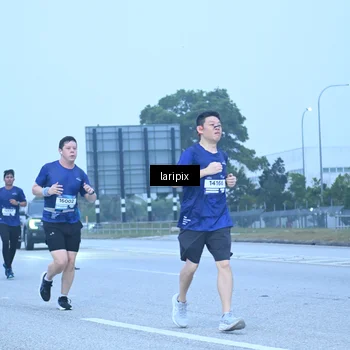 Runner Photo 7587272