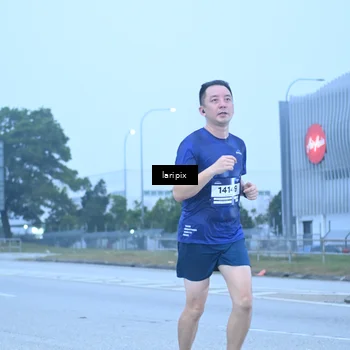 Runner Photo 7587301