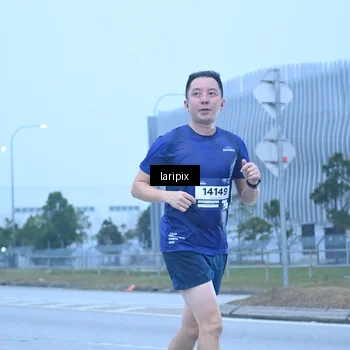 Runner Photo 7587307