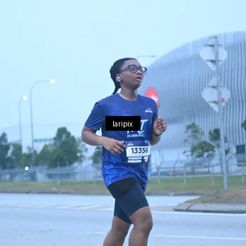 Runner Photo 7587313