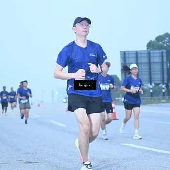 Runner Photo 7587320
