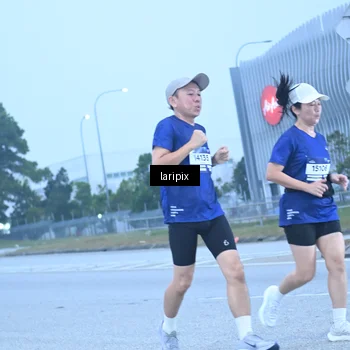 Runner Photo 7587330