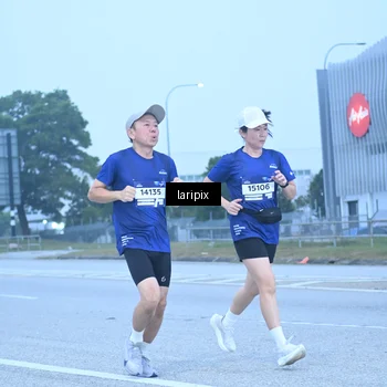 Runner Photo 7587331