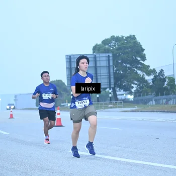 Runner Photo 7587332