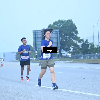 Runner Photo 7587334