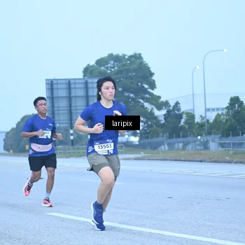 Runner Photo 7587336