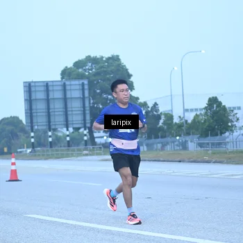 Runner Photo 7587338