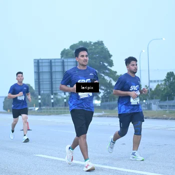 Runner Photo 7587351