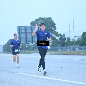Runner Photo 7587379