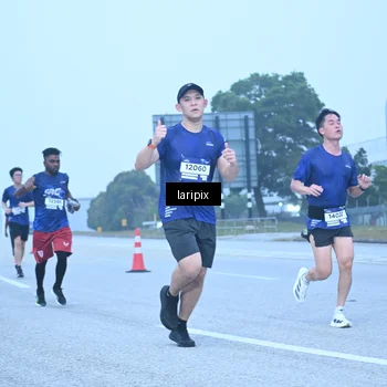 Runner Photo 7587380
