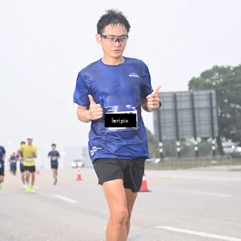 Runner Photo 7587416