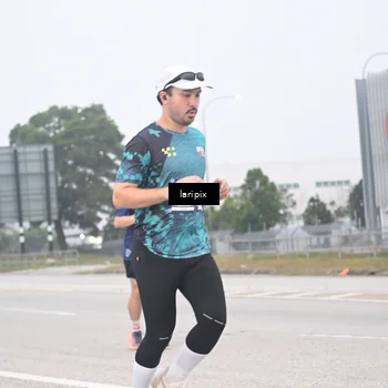 Runner Photo 7587431