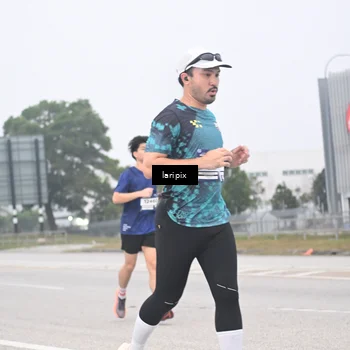 Runner Photo 7587432