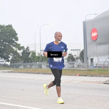 Runner Photo 7587440
