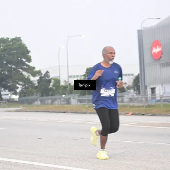 Runner Photo 7587442