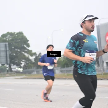Runner Photo 7587444
