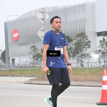 Runner Photo 7587453