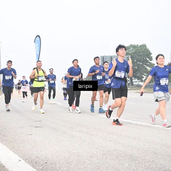 Runner Photo 7587462