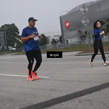 Runner Photo 7587470