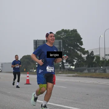 Runner Photo 7587482