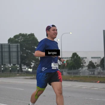 Runner Photo 7587488