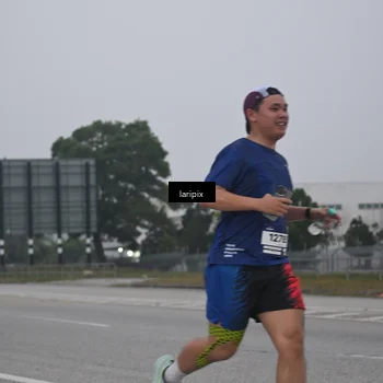 Runner Photo 7587497