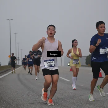 Runner Photo 7587500