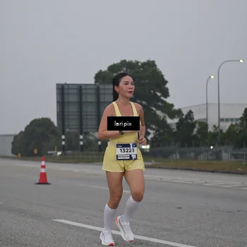 Runner Photo 7587508