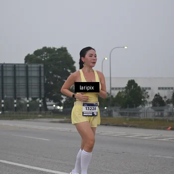 Runner Photo 7587512