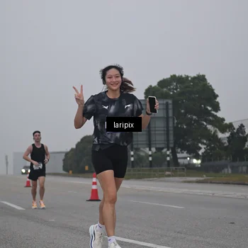 Runner Photo 7587524