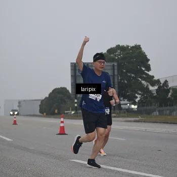 Runner Photo 7587526