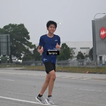 Runner Photo 7587546