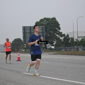 Runner Photo 7587560